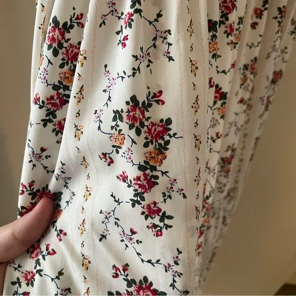 MELLODAY White Floral Ruffled Smocked Dress with Red and Green Accents - Picture 7 of 9